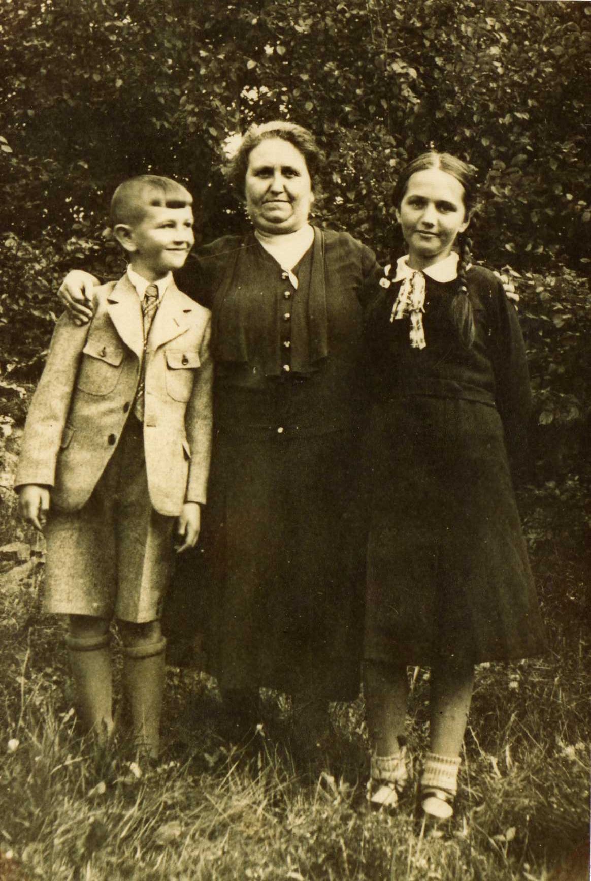 huebler_alma+guenther+margarete.jpg